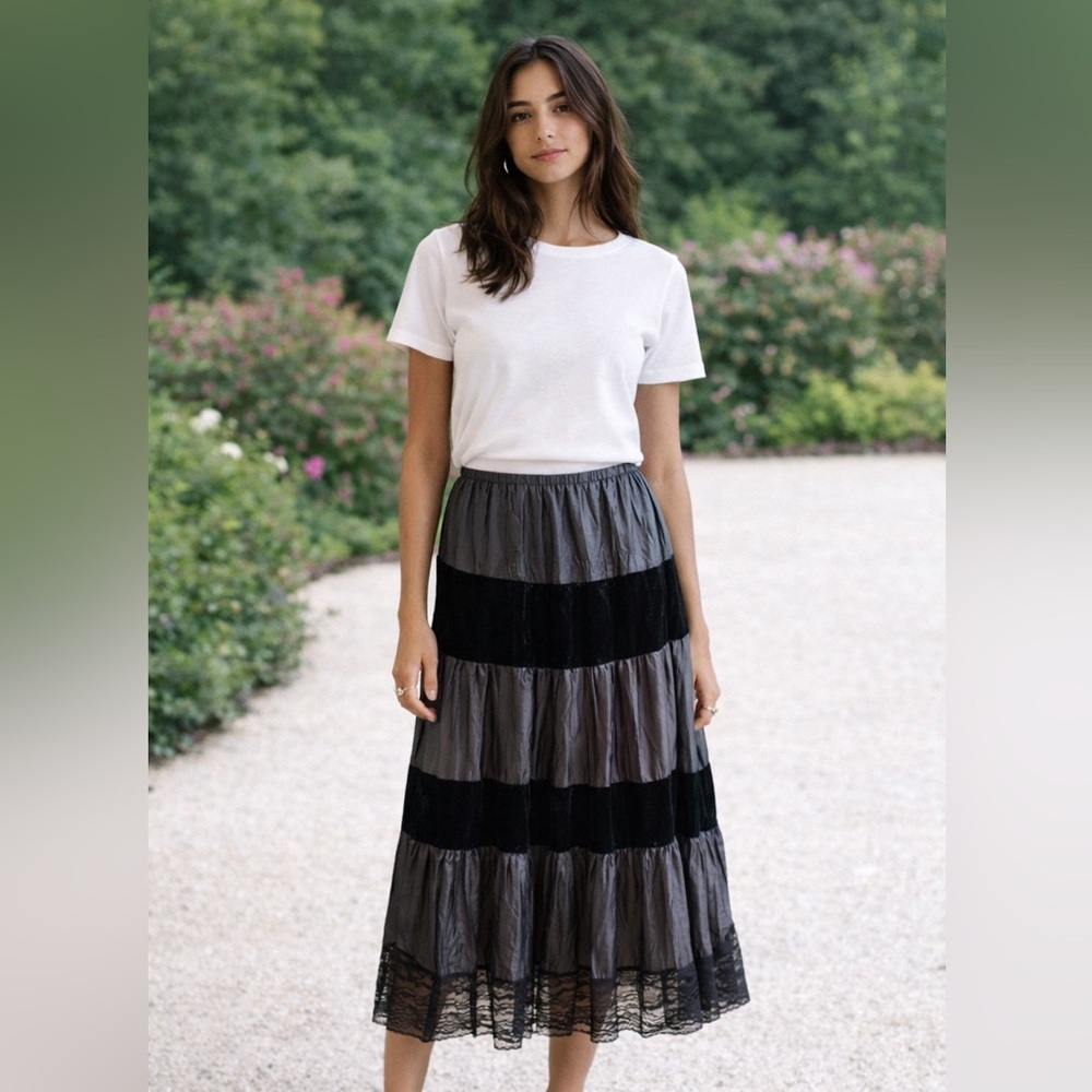 Tribal sz M black velvet and lace tiered whimsigoth maxi skirt